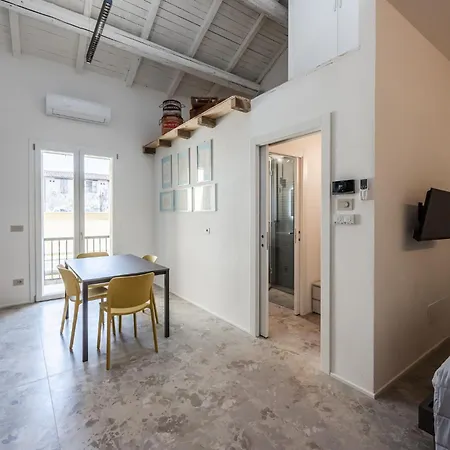 Appartamento Smart House - Free Wifi & Air Conditioning *