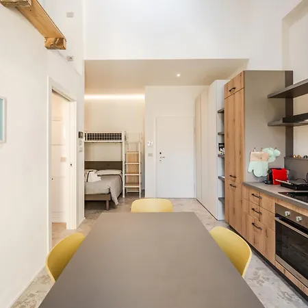 Appartamento Smart House - Free Wifi & Air Conditioning *