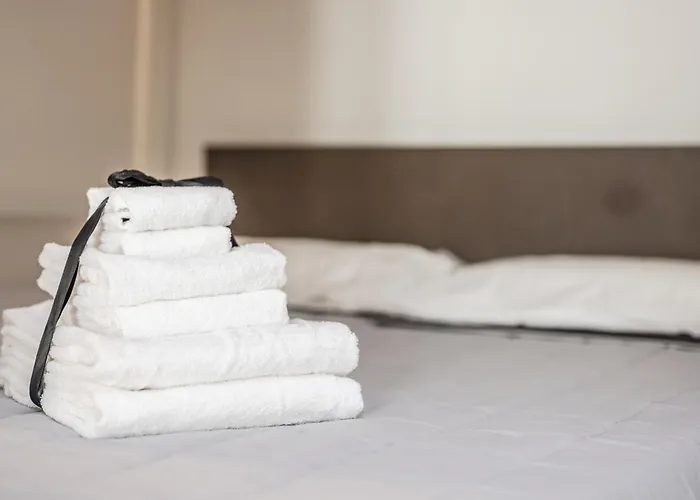 Smart House - Free Wifi & Air Conditioning